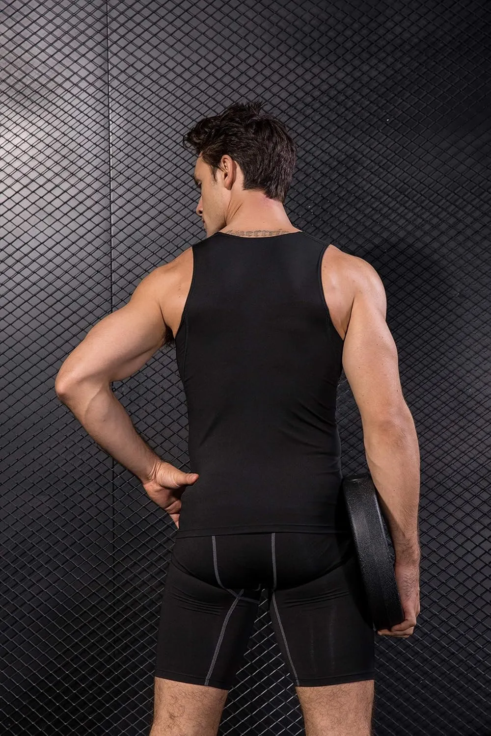 HIBETY Men's 3 or 5 Pack Sleeveless Compression Tank Top, Base Layer Cool Dry Compression Shirts Muscle Gym Tank Tops